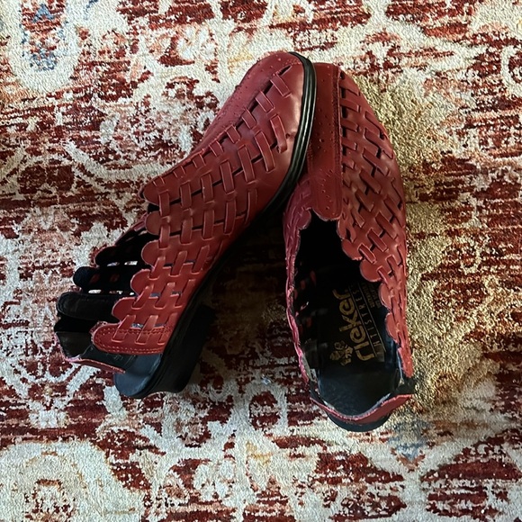 Rieker Red Woven Slingback Loafers Women’s EU 40 US 9 - Picture 10 of 10